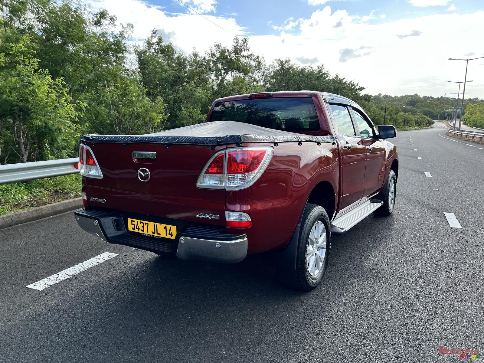 2014' Mazda photo #2