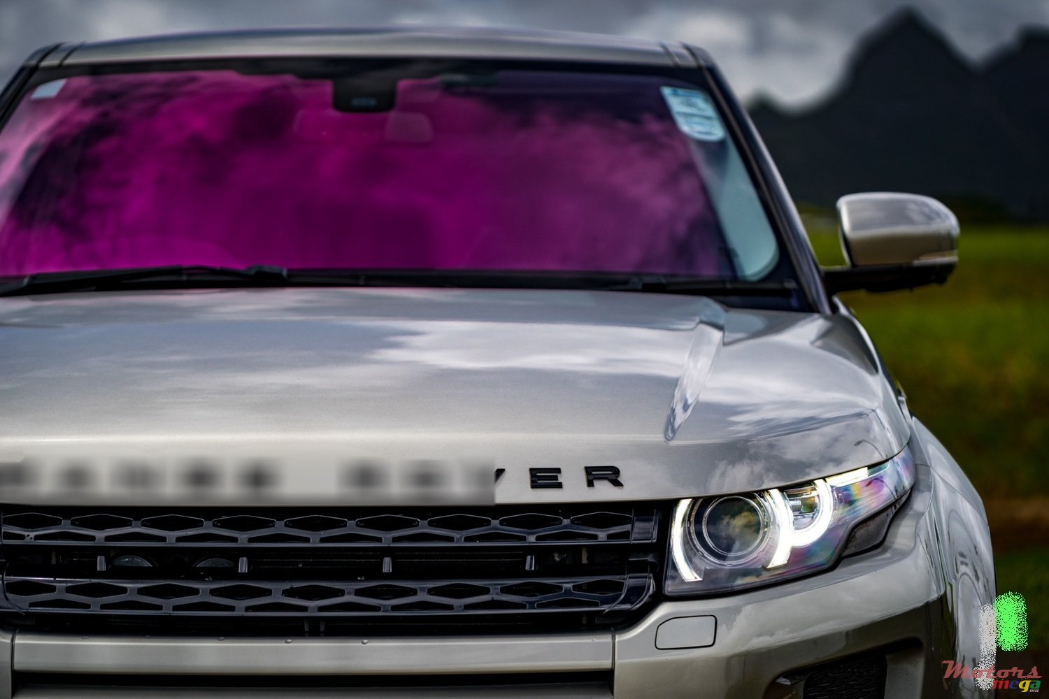 2012' Land Rover Range Rover Evoque photo #2