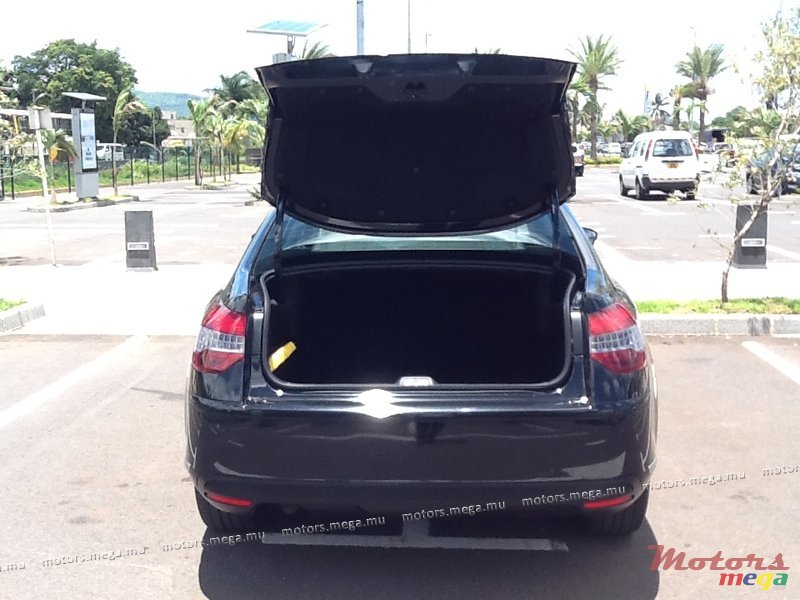 2012' Citroen photo #3