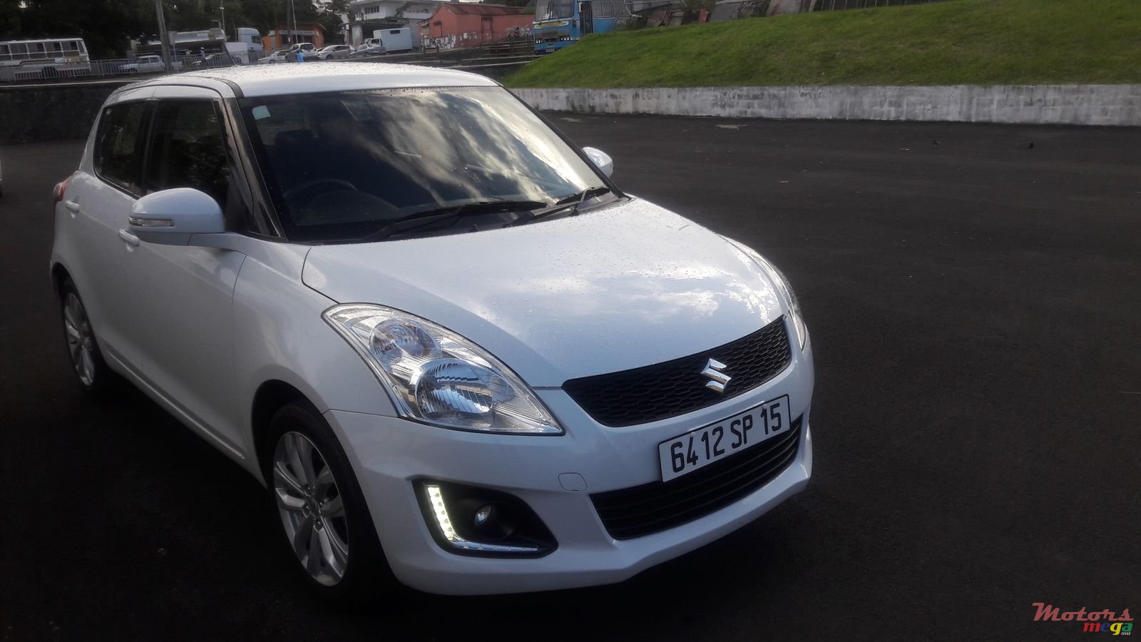 2015' Suzuki Swift Japan photo #6