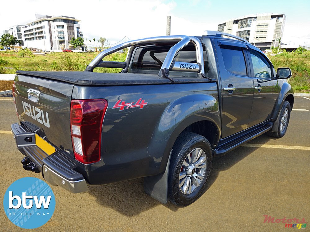 2017' Isuzu KB Series KB300 photo #4