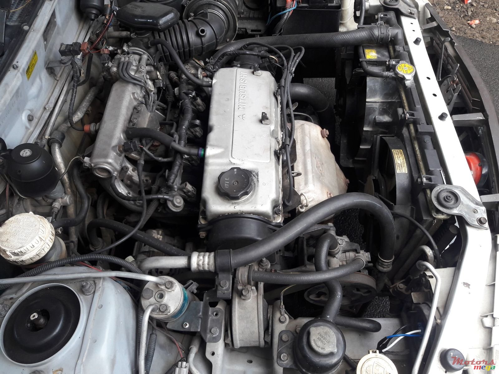 1999' Mitsubishi Lancer photo #3