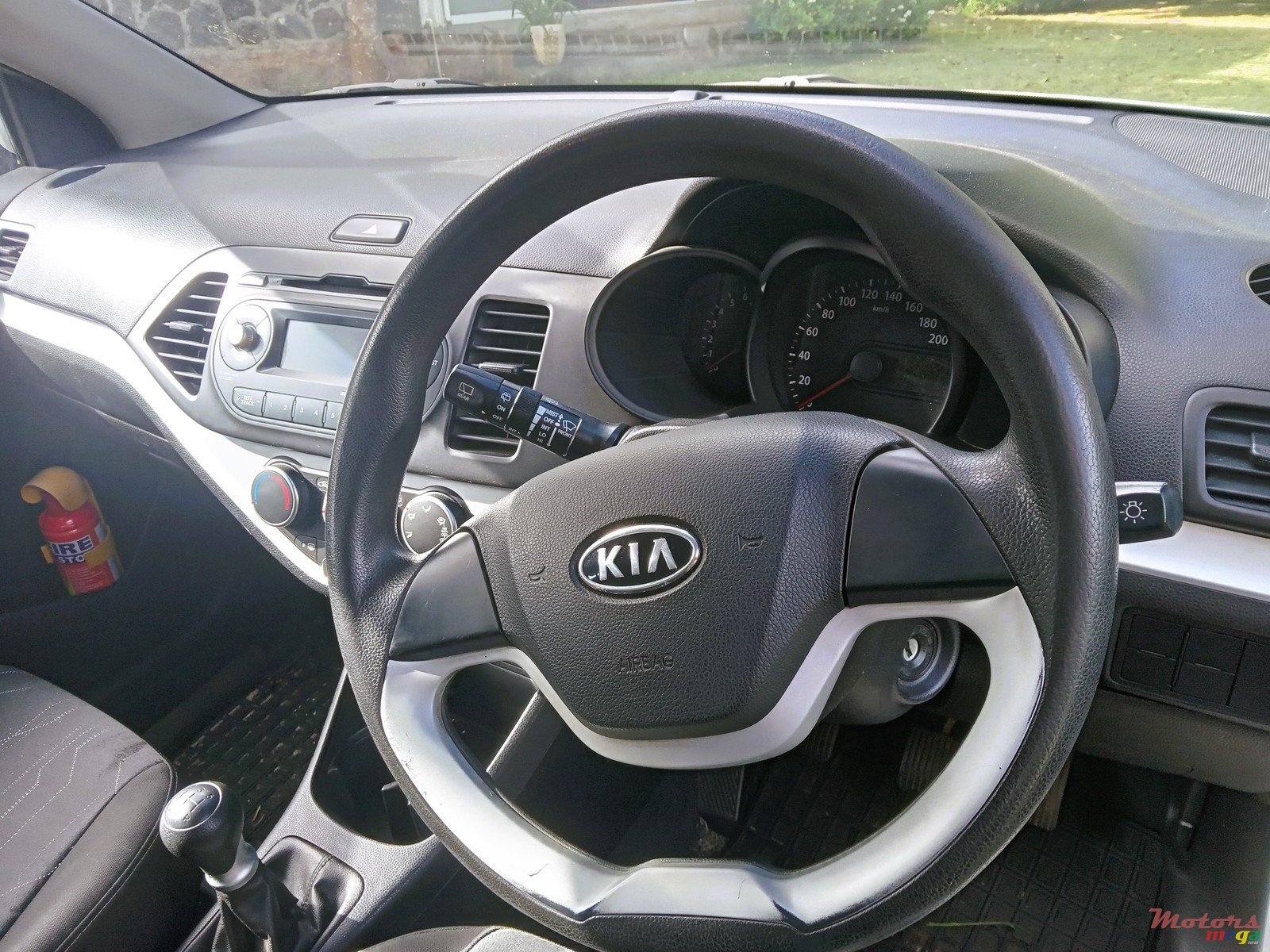 2011' Kia Picanto photo #5