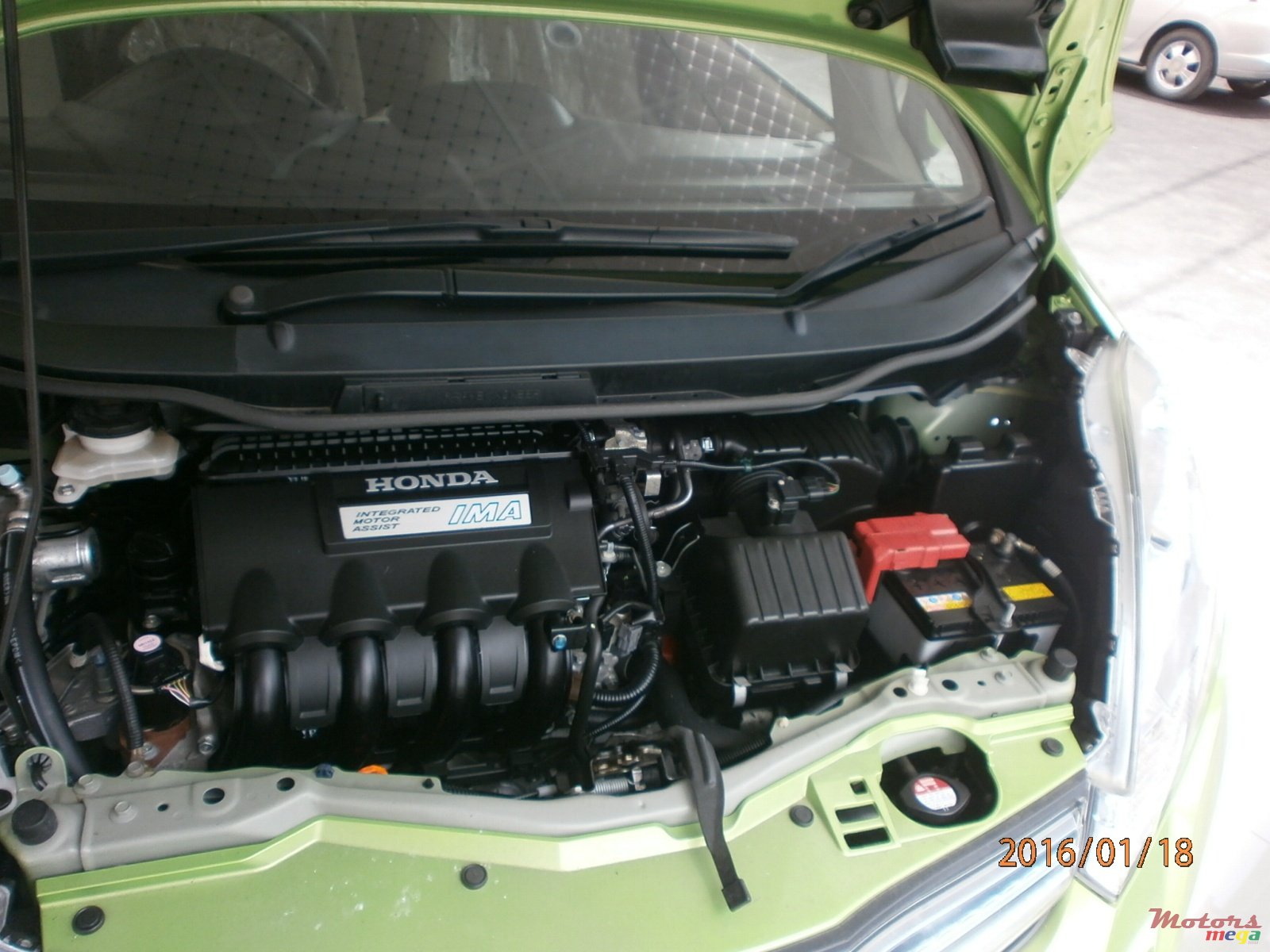 2013' Honda Fit hybrid photo #5