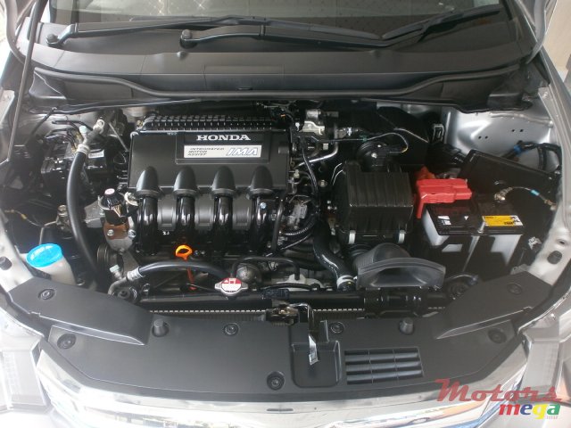 2014' Honda Insight photo #4