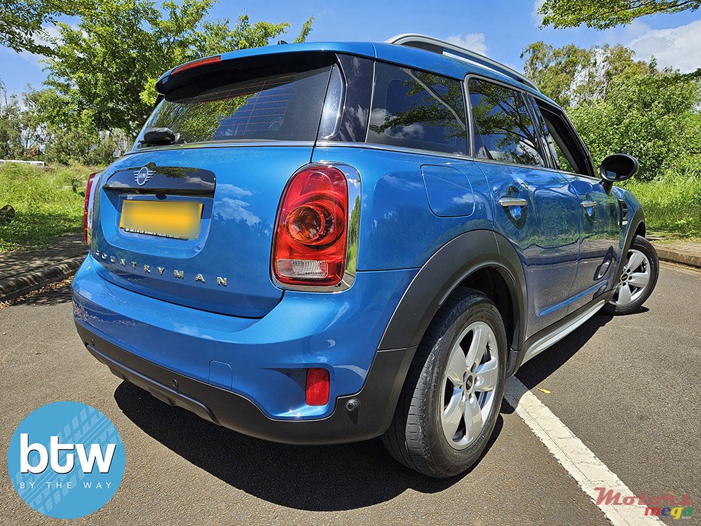 2019' MINI Countryman One photo #4