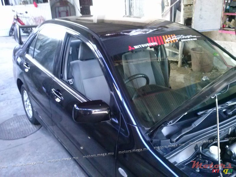 2006' Mitsubishi photo #1