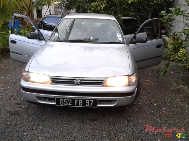 1997' Toyota Corolla 0 photo #2