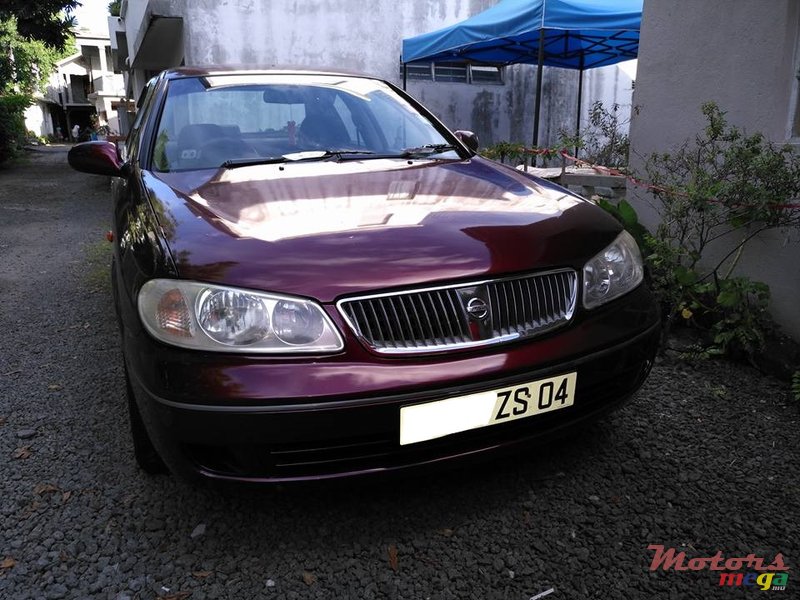 2004' Nissan Sunny N17 photo #1