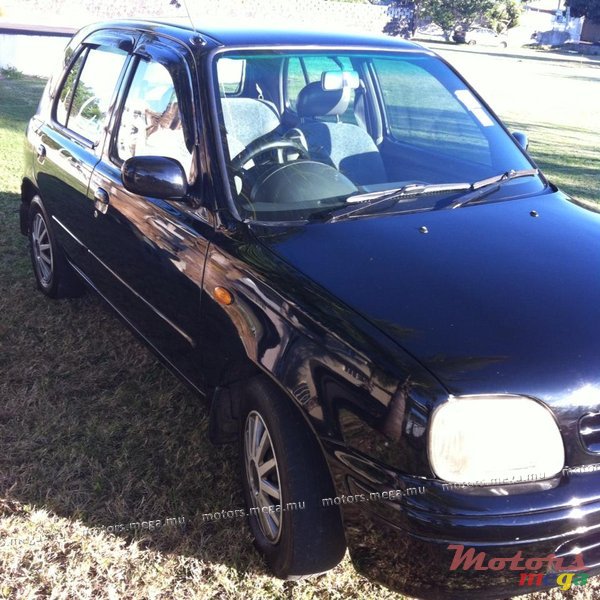 1999' Nissan photo #2