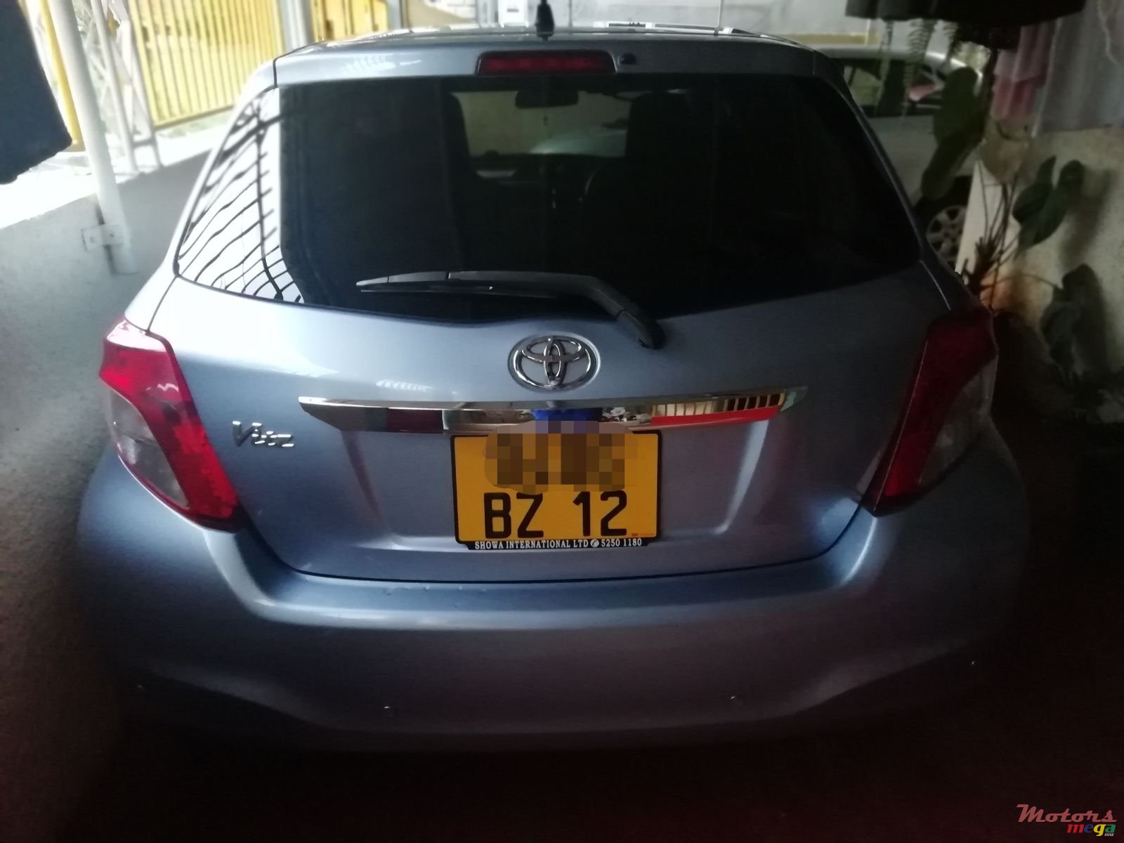 2012' Toyota Vitz photo #6