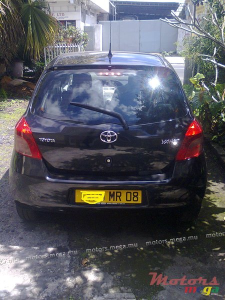 2008' Toyota Yaris Yaris photo #3