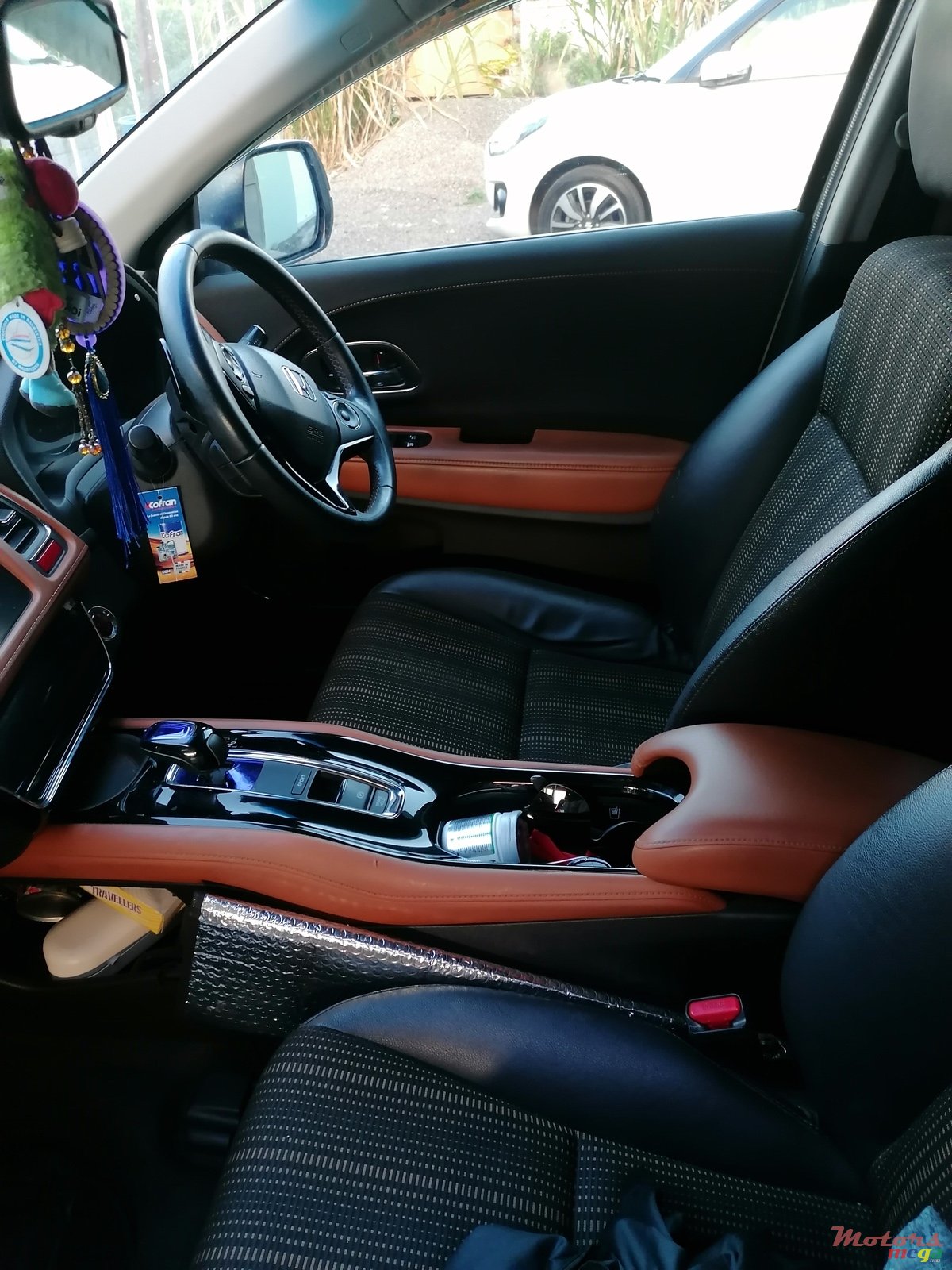 2015' Honda Vezel photo #4