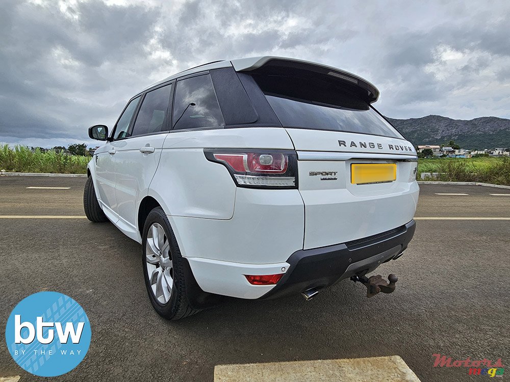 2016' Land Rover Range Rover SPORT SE SDV6 photo #3