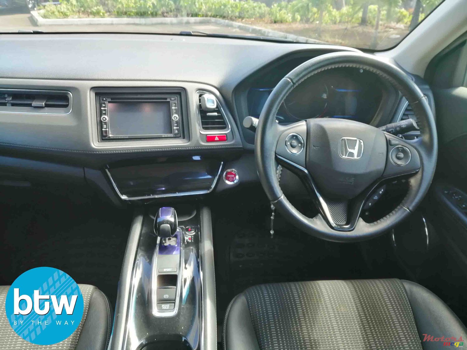 2014' Honda Vamos Vezel Z photo #5