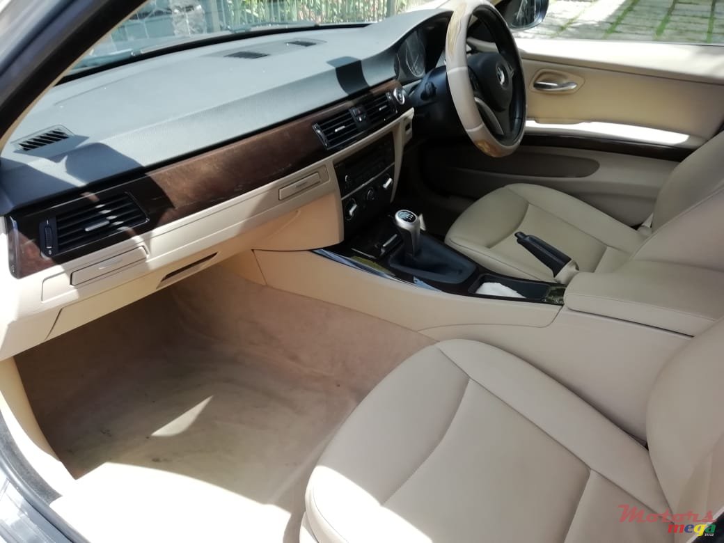 2010' BMW 316 photo #6