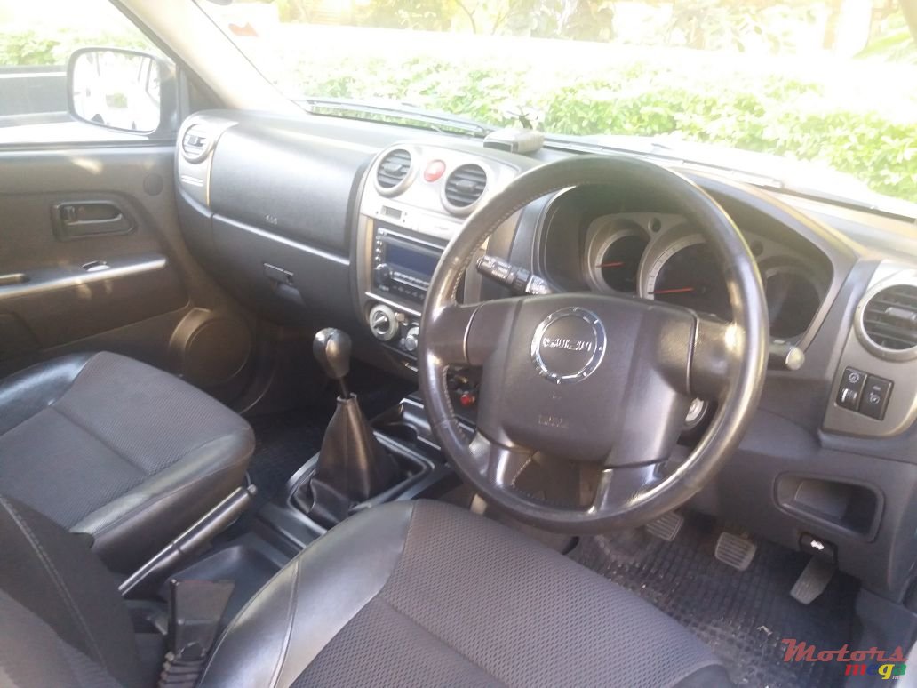 2008' Isuzu KB Series photo #6