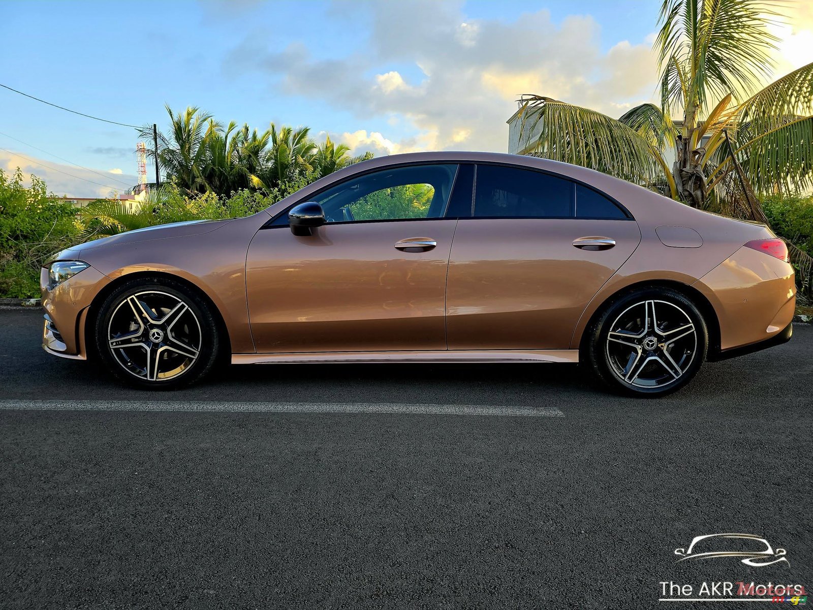 2023' Mercedes-Benz CLA 180 Amg ultra photo #2