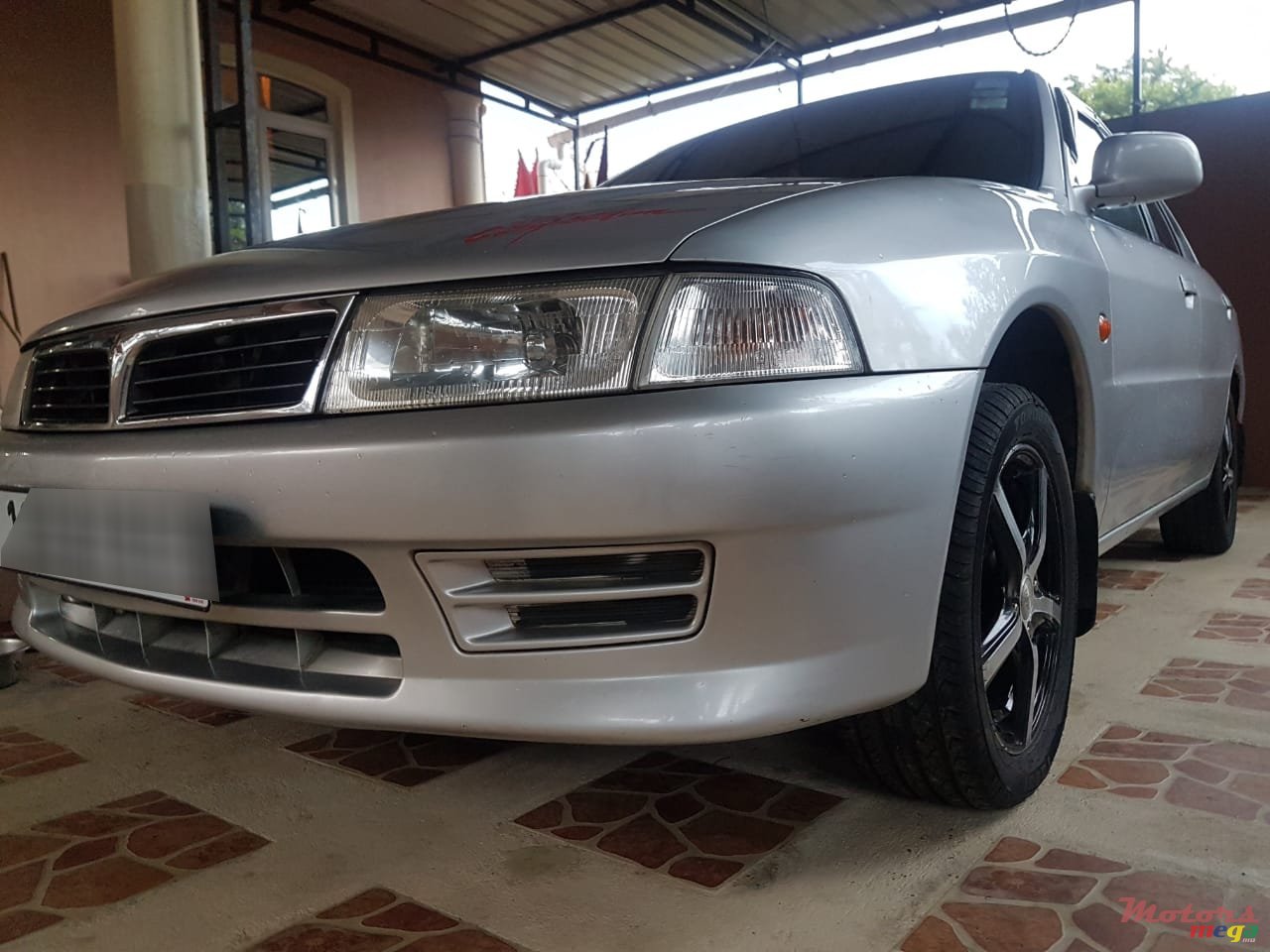 1998' Mitsubishi Lancer photo #2