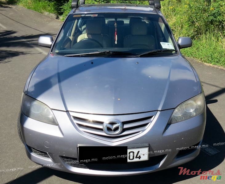 2004' Mazda 3 sedan photo #7