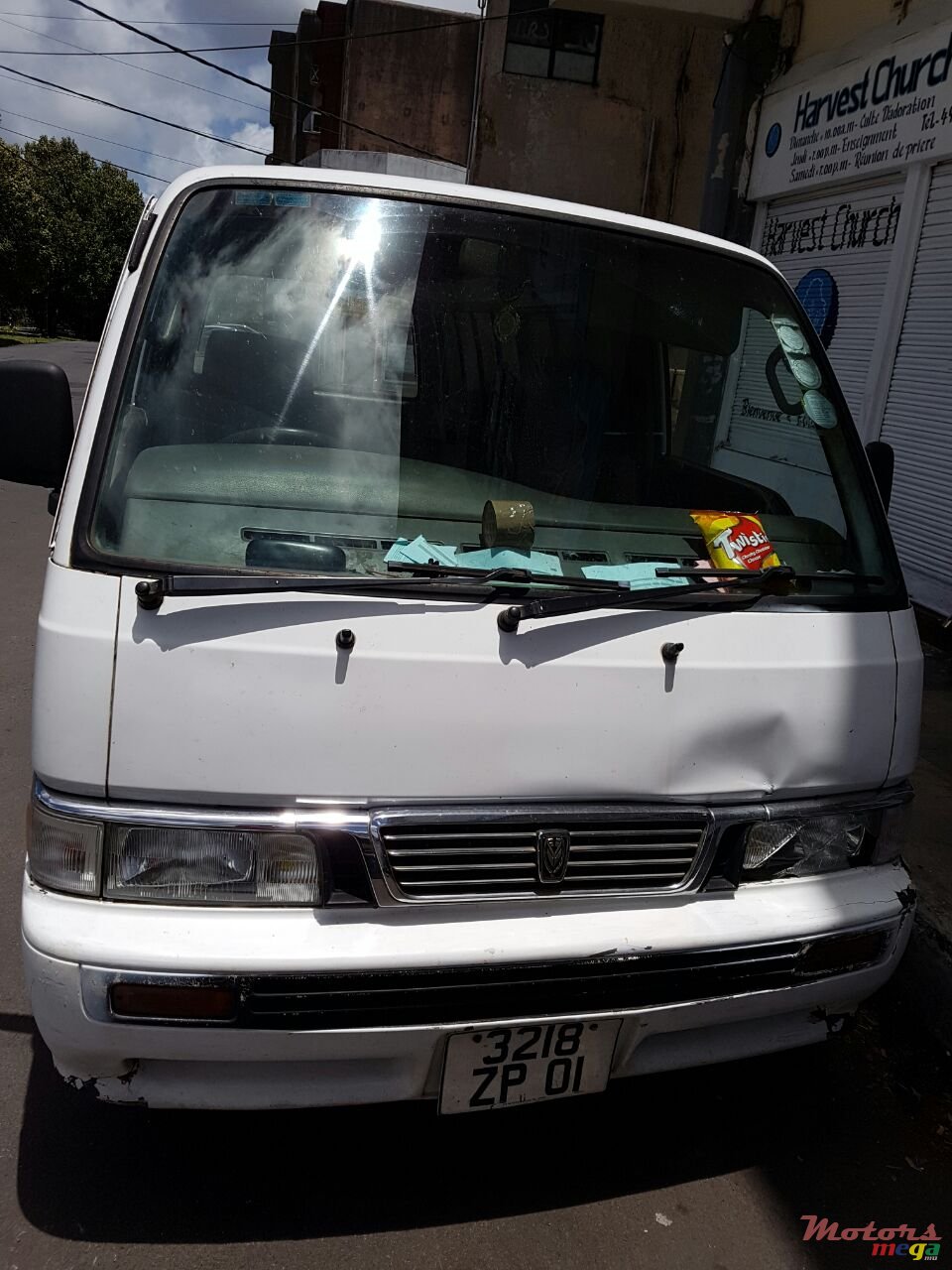 2001' Nissan Urvan photo #5