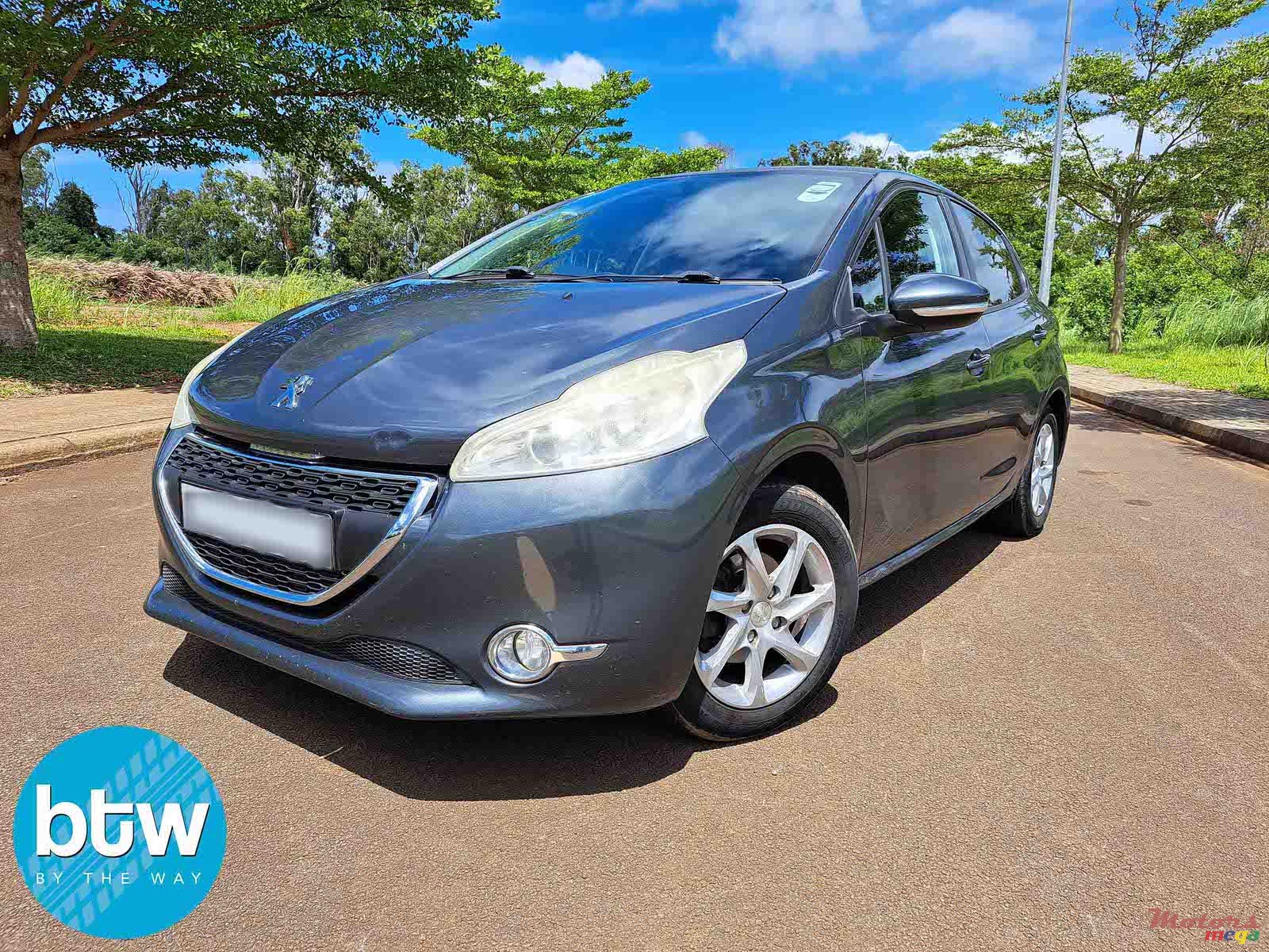 2016' Peugeot 208 photo #2