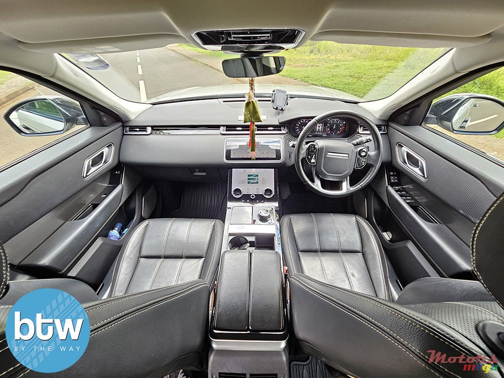 2018' Land Rover Range Rover Velar P250 SE photo #7