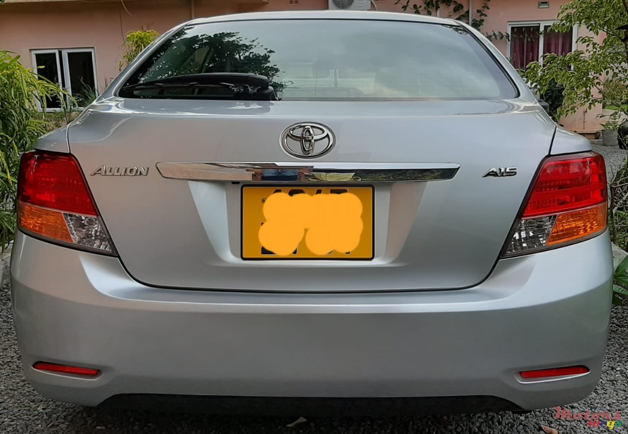 2007' Toyota Allion photo #5