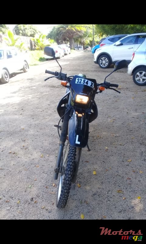 2012' Honda Xr Tornado 250 photo #2