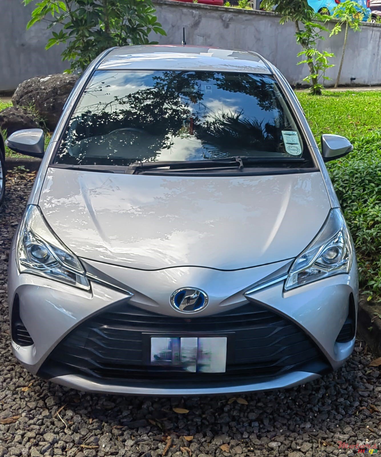2019' Toyota Vitz photo #3