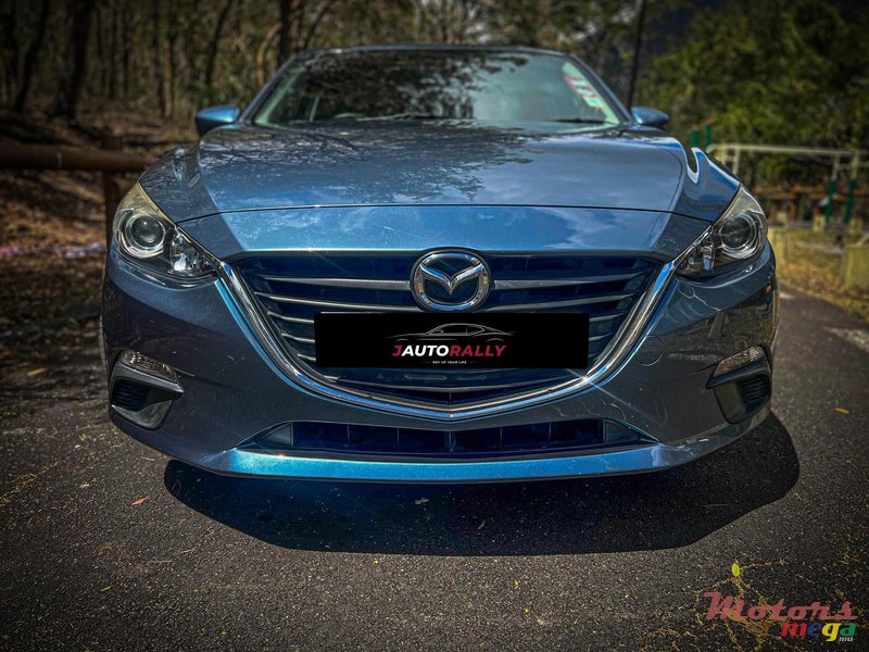 2016' Mazda 3 photo #1