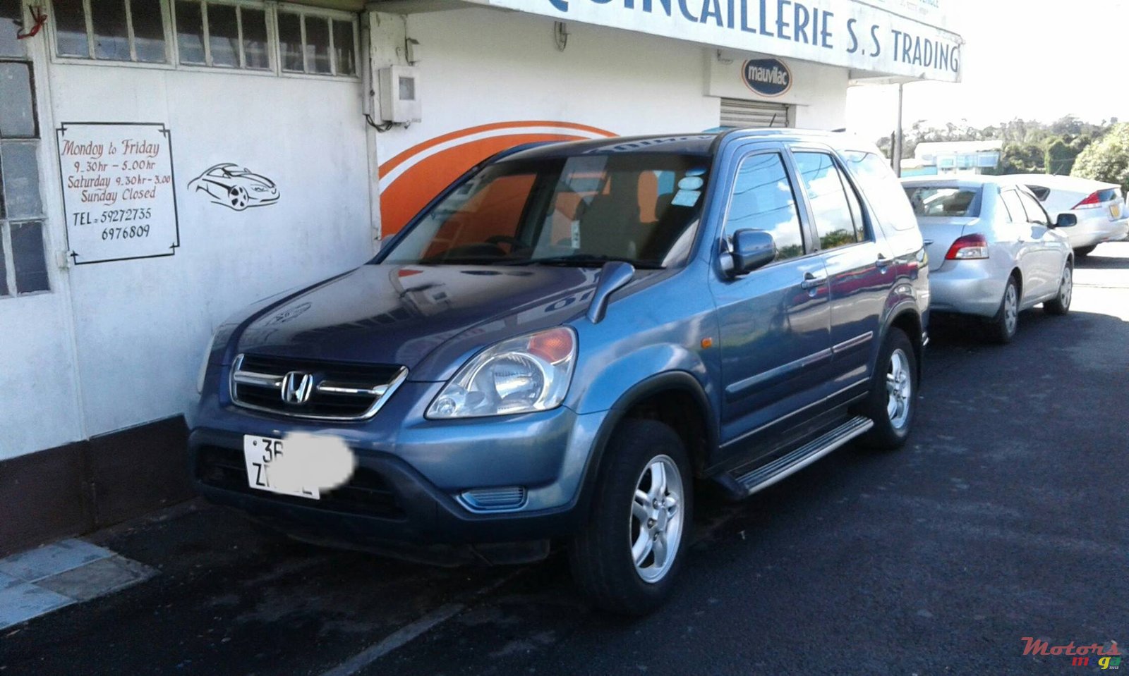 2002' Honda CR-V photo #1