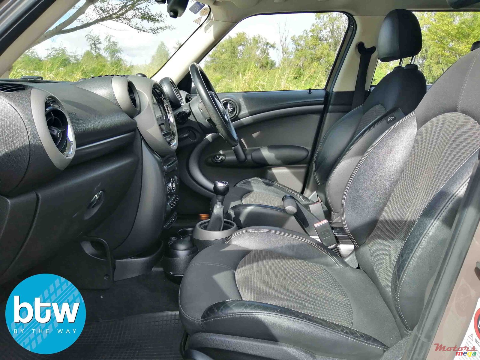 2013' MINI Cooper Countryman photo #5