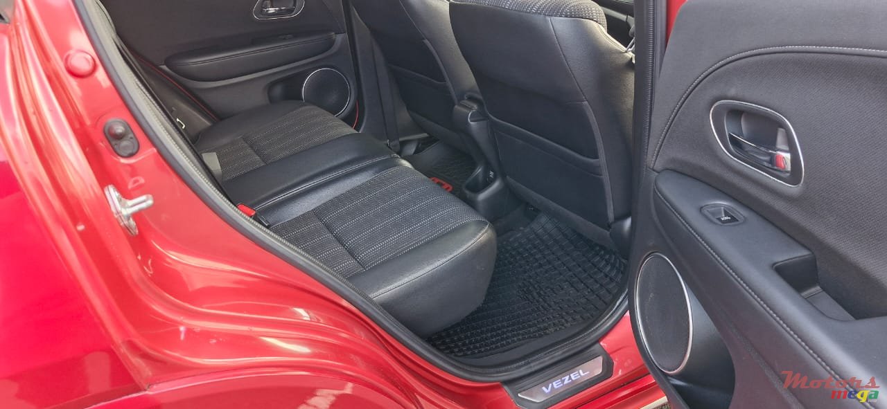 2017' Honda HR-V photo #4