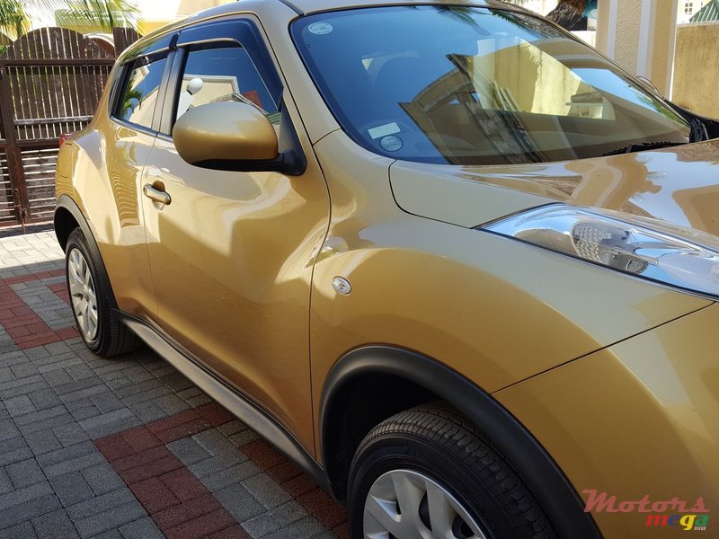 2013' Nissan Juke Hatchback photo #7