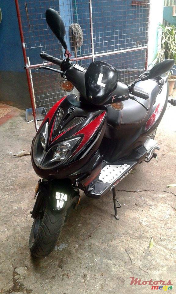 2012' Keeway photo #3