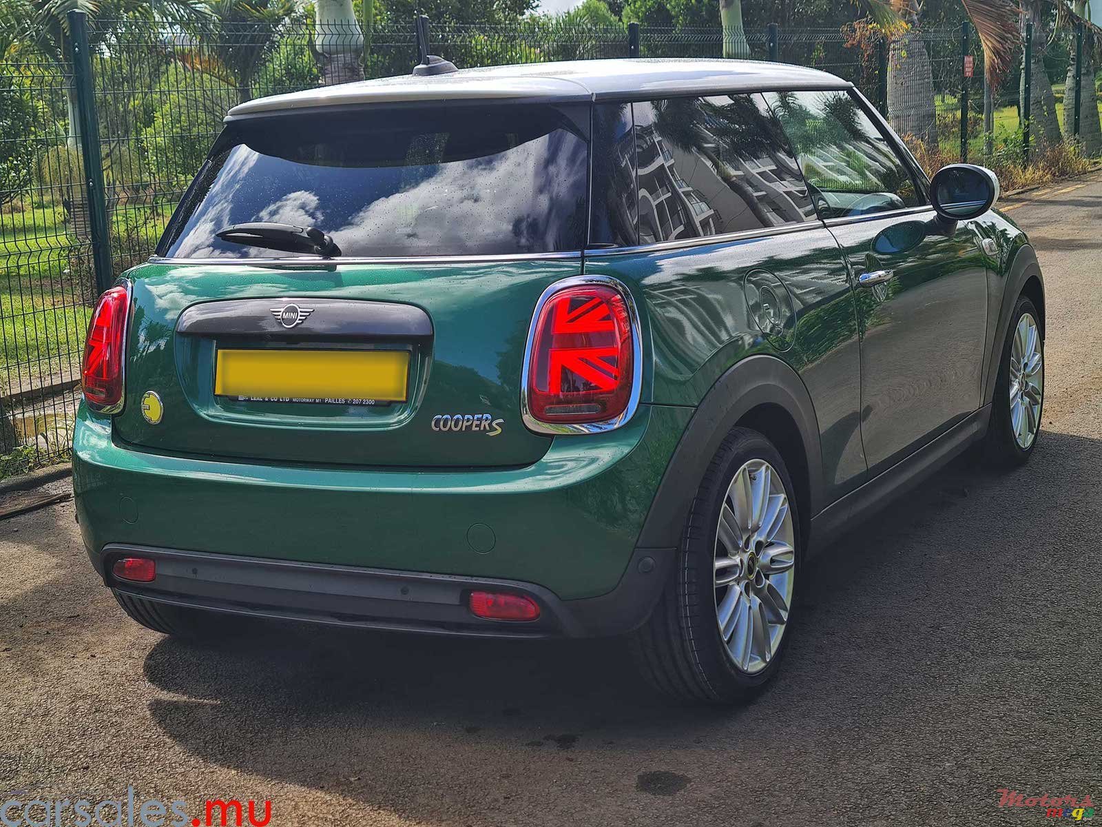 2020' MINI Cooper S SE Electric 135kW photo #4