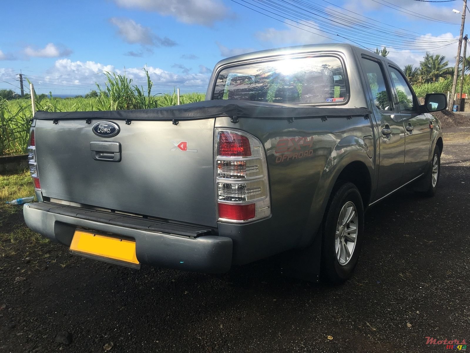 2010' Ford Ranger 4x2 XL photo #3