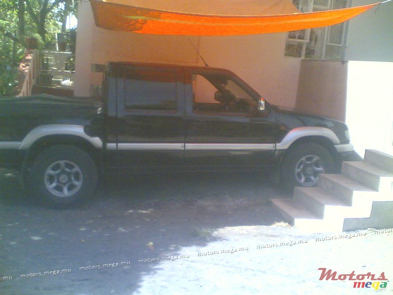 1998' Isuzu photo #1