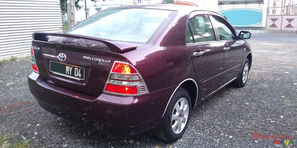2004' Toyota Corolla Nze Luxel photo #3