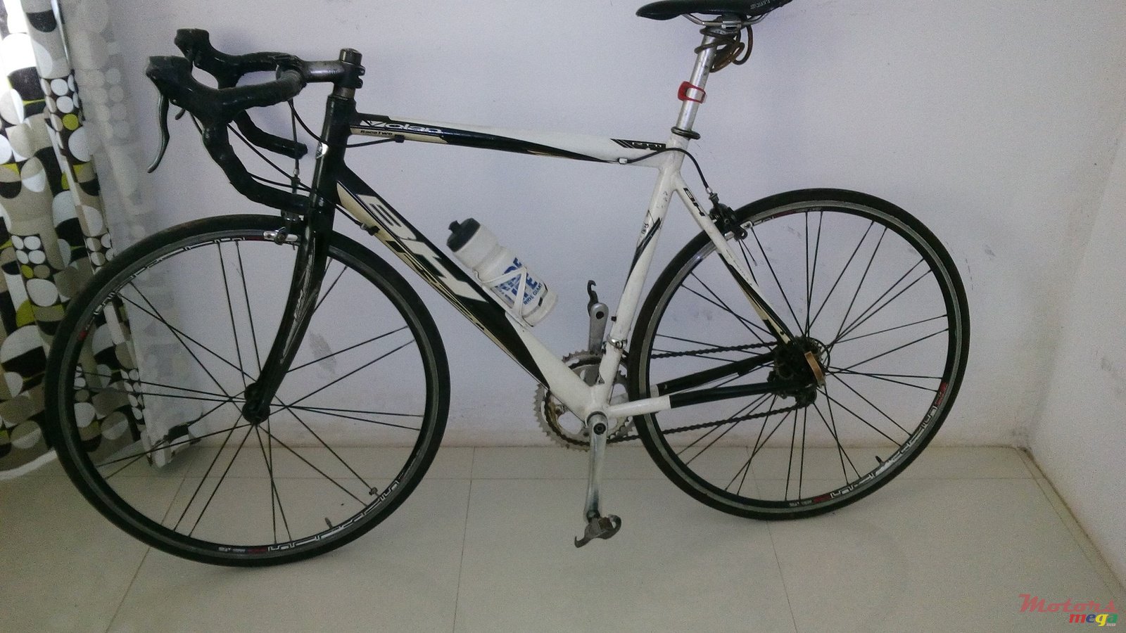 2014' Access photo #1