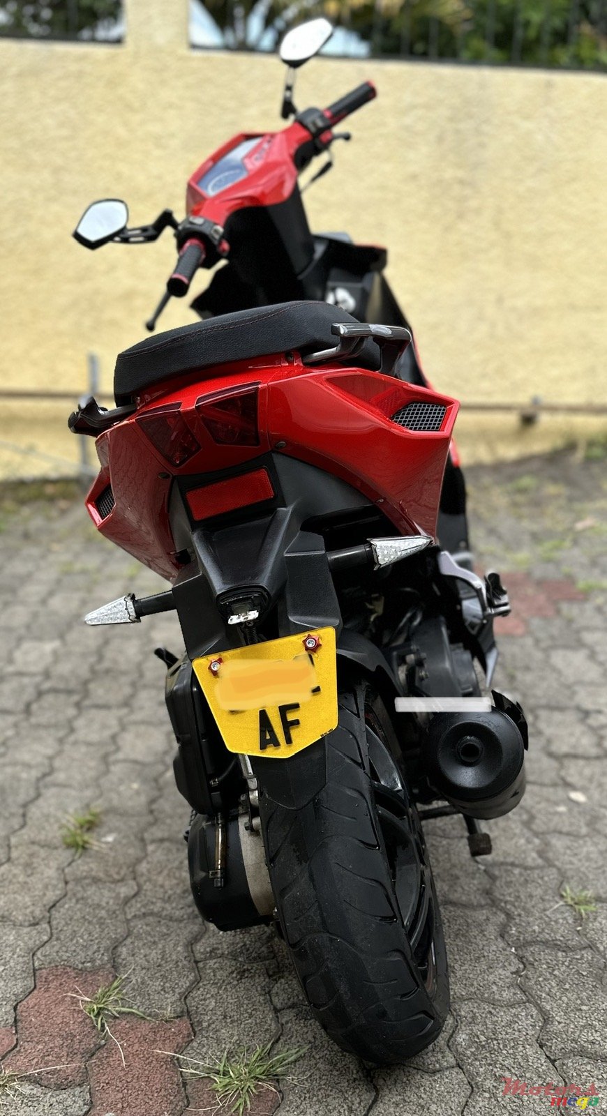 2020' Italjet photo #3