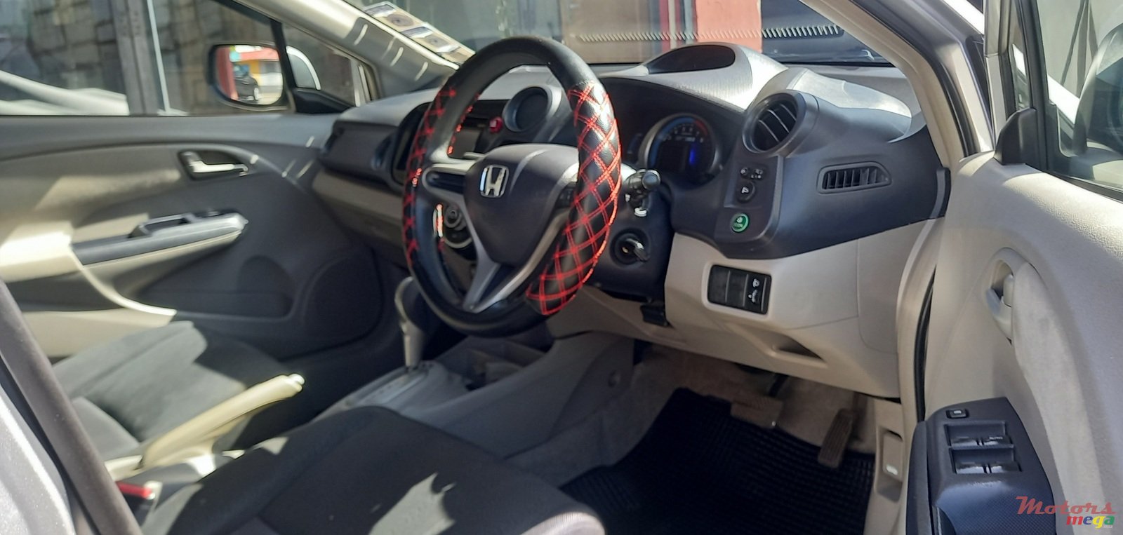 2009' Honda Insight photo #2