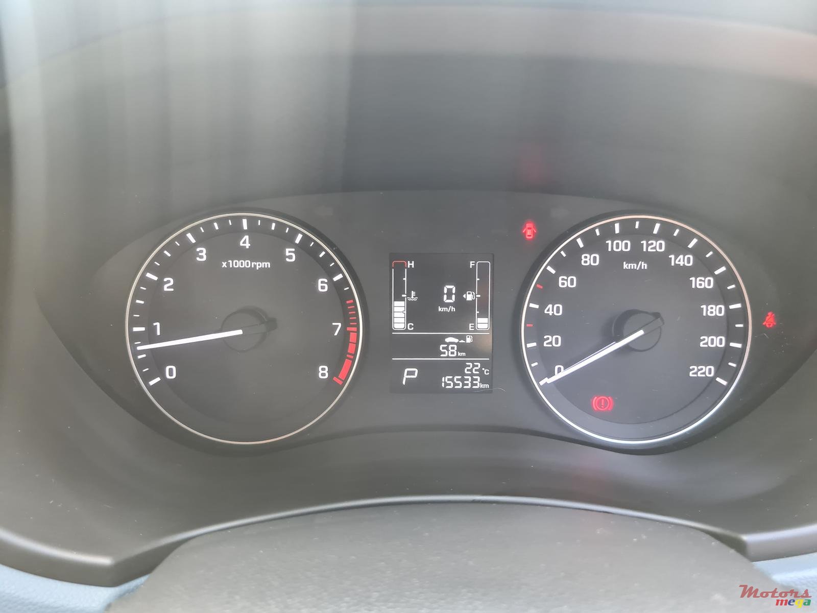 2017' Hyundai i20 Cross automatic photo #7