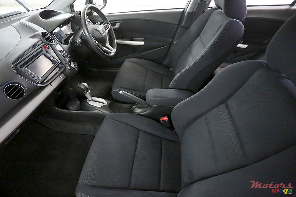 2012' Honda Insight photo #1