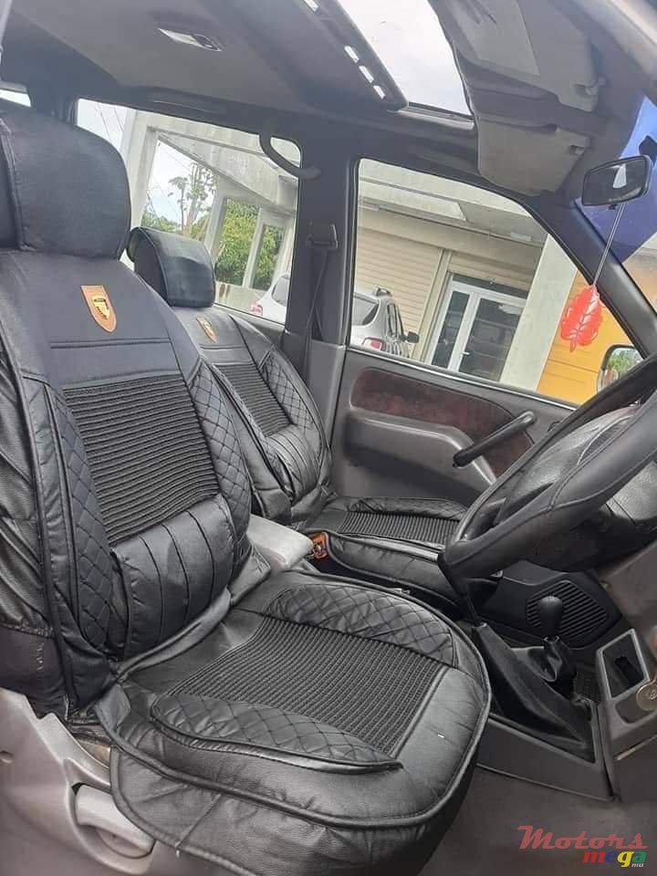 1998' Nissan Terrano photo #2