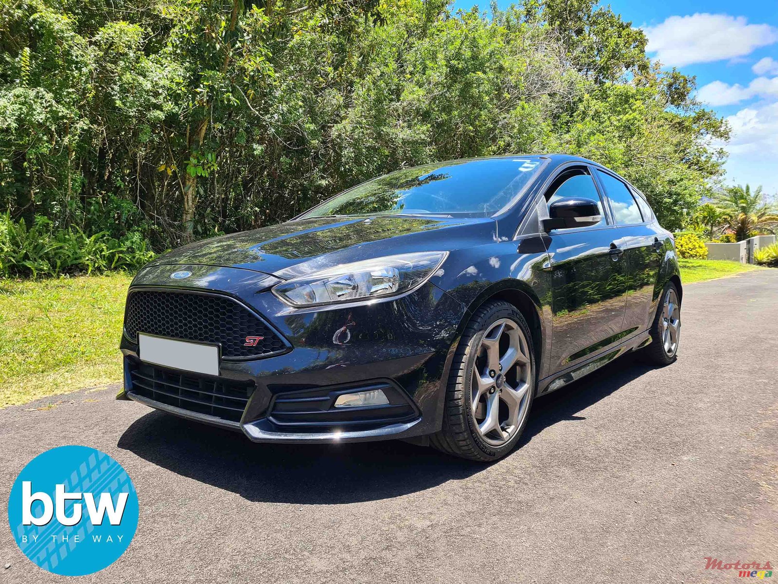 2016' Ford Focus ST photo #6