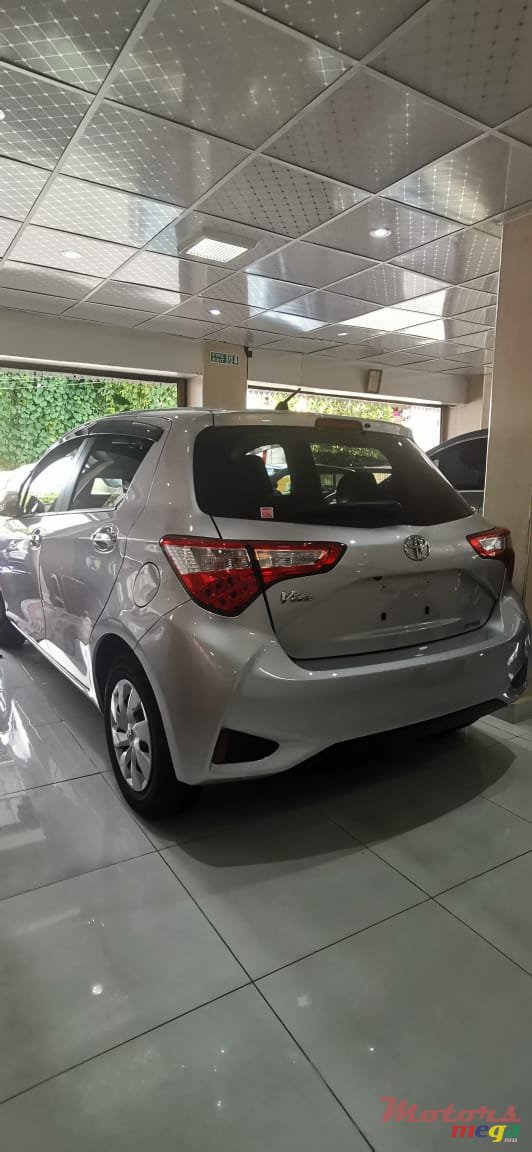 2018' Toyota Vitz photo #7