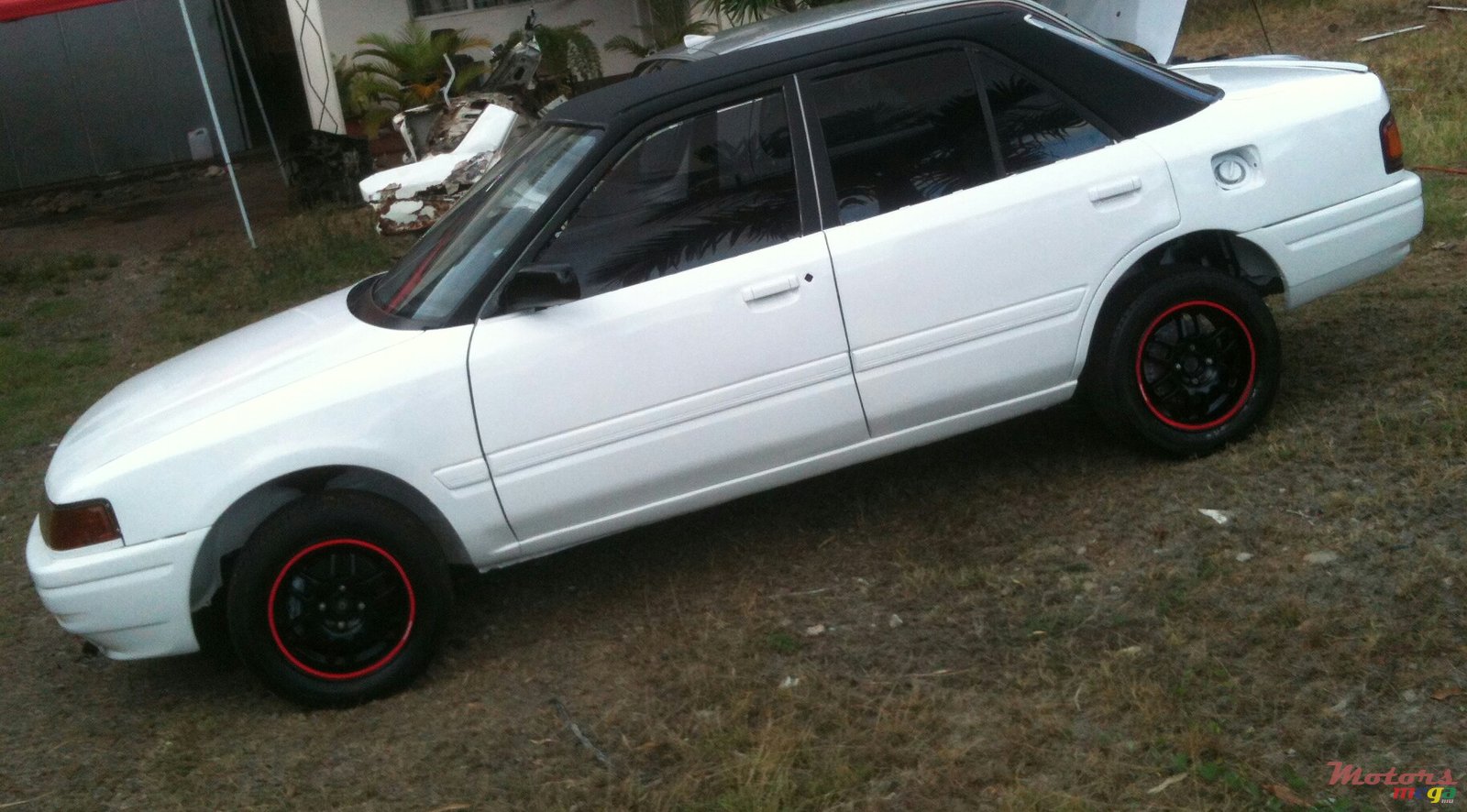 1990' Mazda 323 photo #2