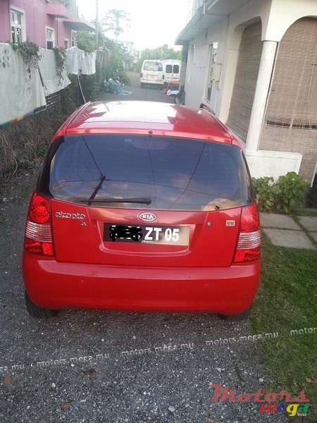 2005' Kia Picanto photo #1